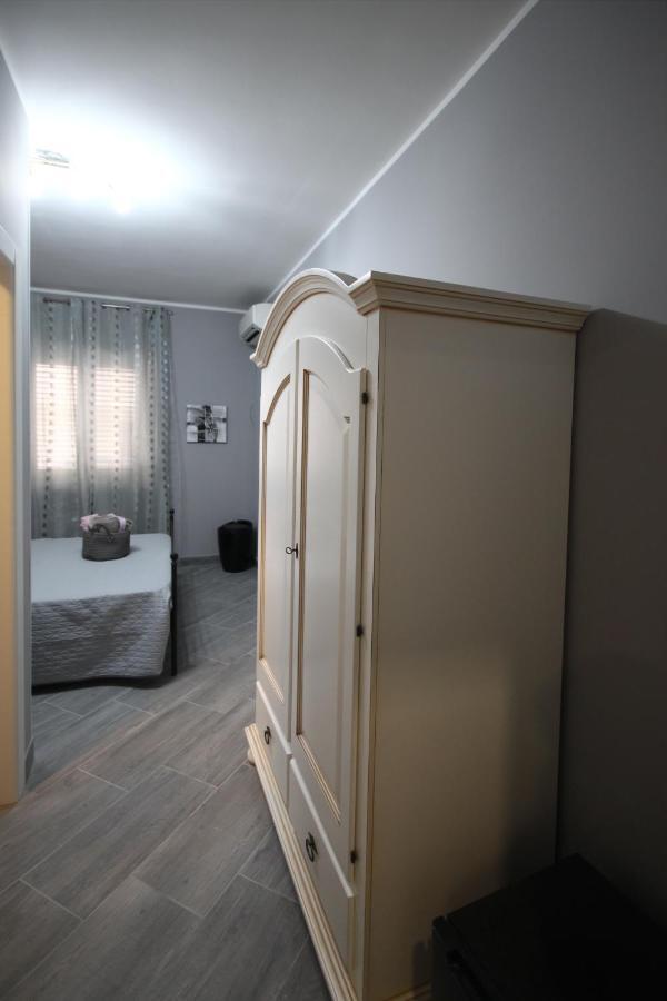 B&B Cavirani Gallipoli Buitenkant foto